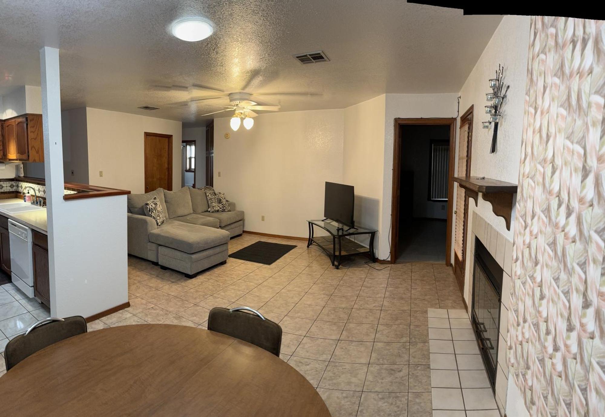 Townhouse, Two Car Garage, Fireplace Back Yard Las Cruces Exteriör bild